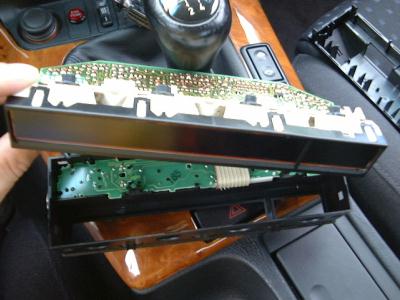 �`�F�b�N�R���g���[��