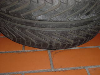 �ʐ^�����A���ɋ߂��Ƃ���Ɂu�B�v