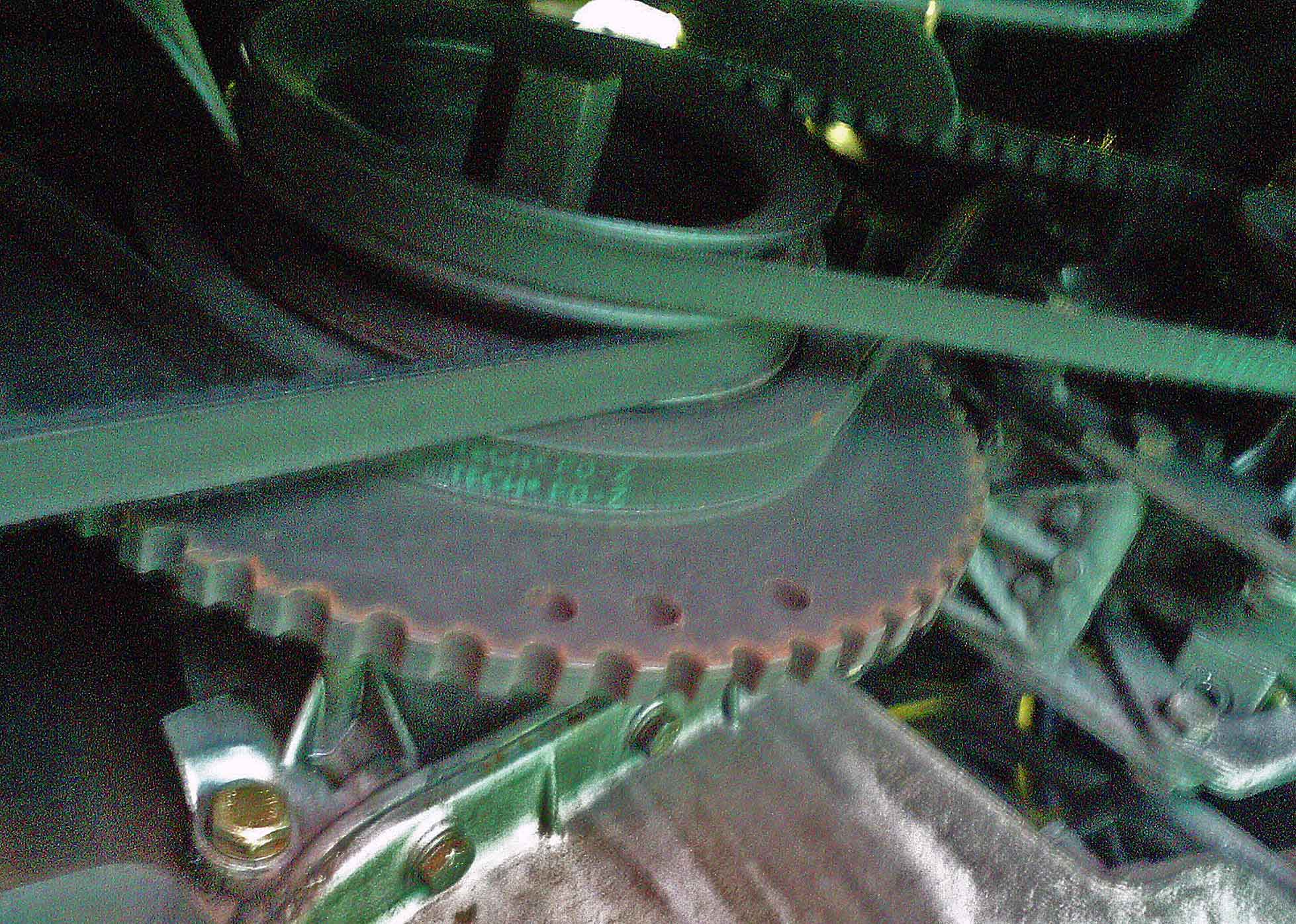 �V�����_�|�w�b�h�ƃK�X�P�b�g