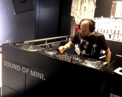 ���[�^�[�V���[